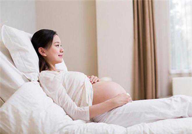 重庆代生孩子服务与试管婴儿费用解析